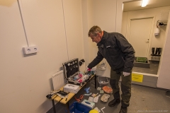 Vettrenary picking up darts for tranqulising European bison
Transport of European bison  
Foto: (C) Ola Jennersten, Naturfotograferna, IBL Bildbyrå
